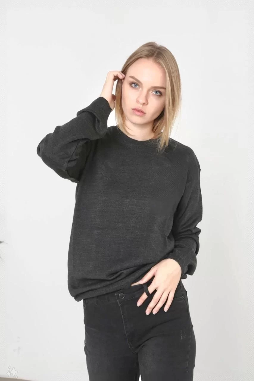 Deluxerie Gestrickter Pullover MF-Glennice Deluxerie Gestrickter Pullover MF-Glennice